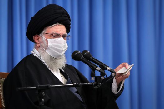 انتقام از قاتلان سردار سلیمانی قطعی و سختتر از اخراج آمریکا از منطقه است انتقام از قاتلان سردار سلیمانی قطعی و سختتر از اخراج آمریکا از منطقه است