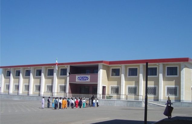 خوی رتبه نخست آذربایجان غربی در ساخت مدارس خیرساز