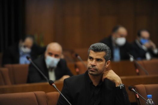 هادی ساعی یک سال محروم شد هادی ساعی یک سال محروم شد