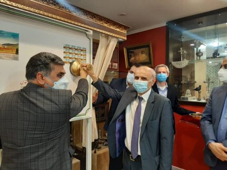 تمبر یادبود کلیسای تادئوس مقدس رونمایی شد تمبر یادبود کلیسای تادئوس مقدس رونمایی شد