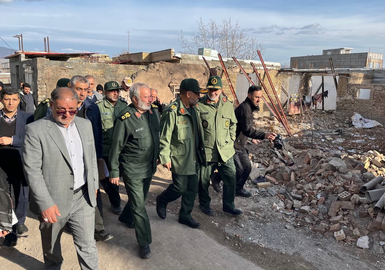 ببینید| بازدید سردار فدوی از روند بازسازی مناطق زلزله‌زده شهرستان خوی